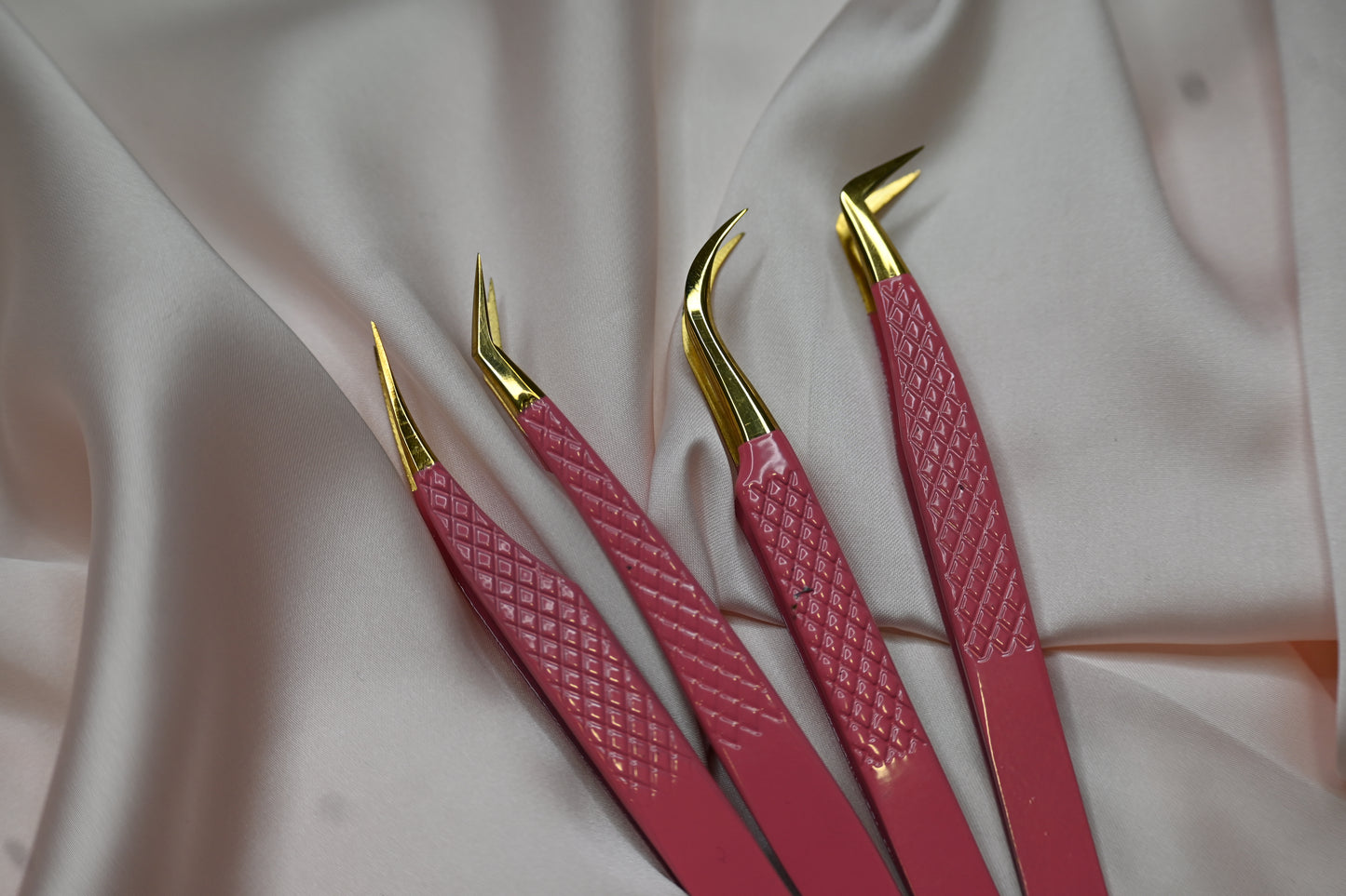 Kit de Pinces Professionnelles – Pose d’Extensions de Cils